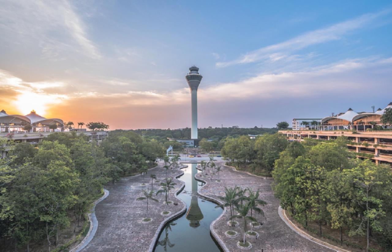 Klia Ehsan Residence Sepang Nilai Greenery 8 Pax Air-Con Exteriör bild